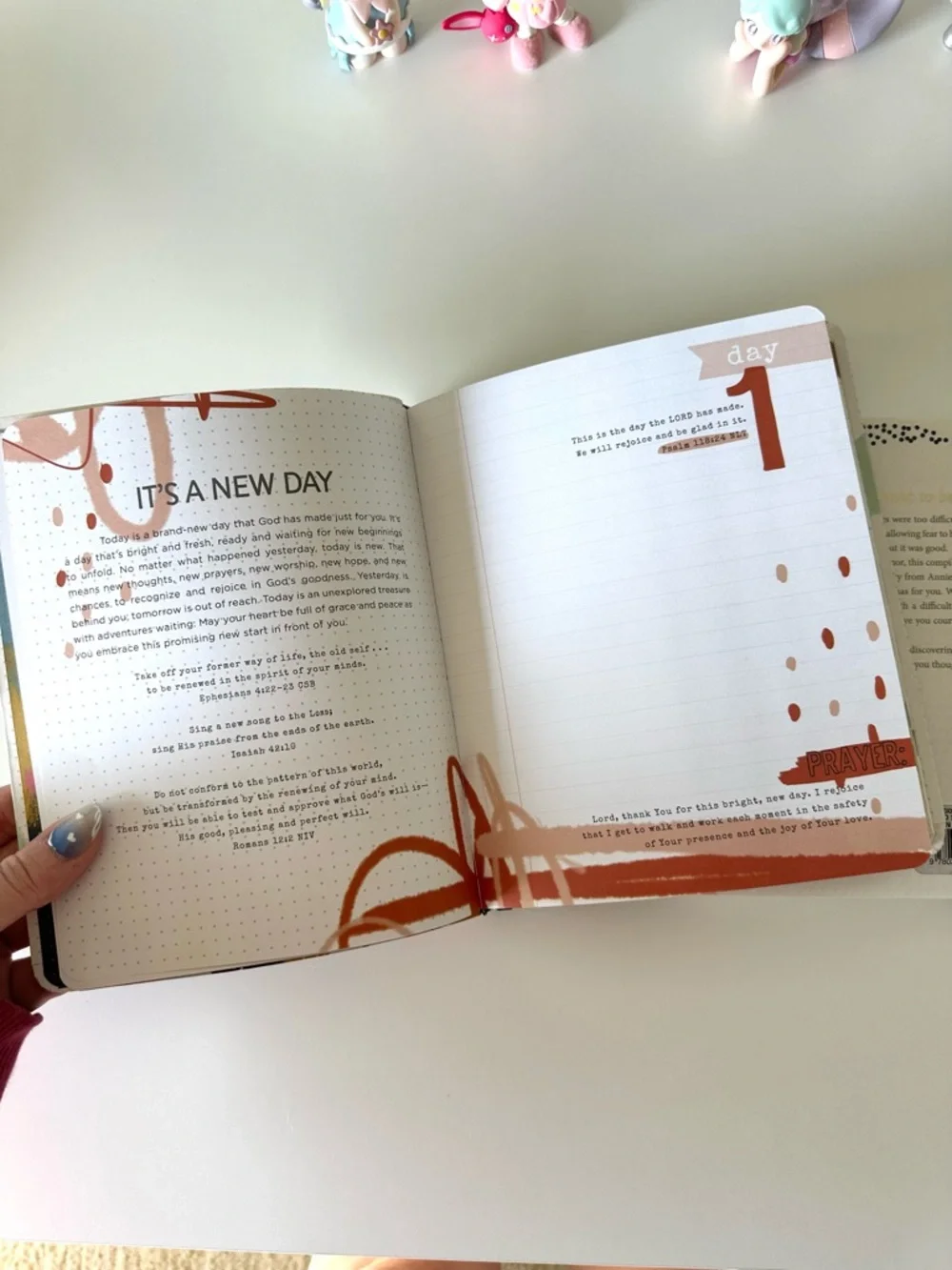 LAST CHANCE 🤍 Devotionals: 100 Days to Brave & 100 Days of Grace & Gratitude